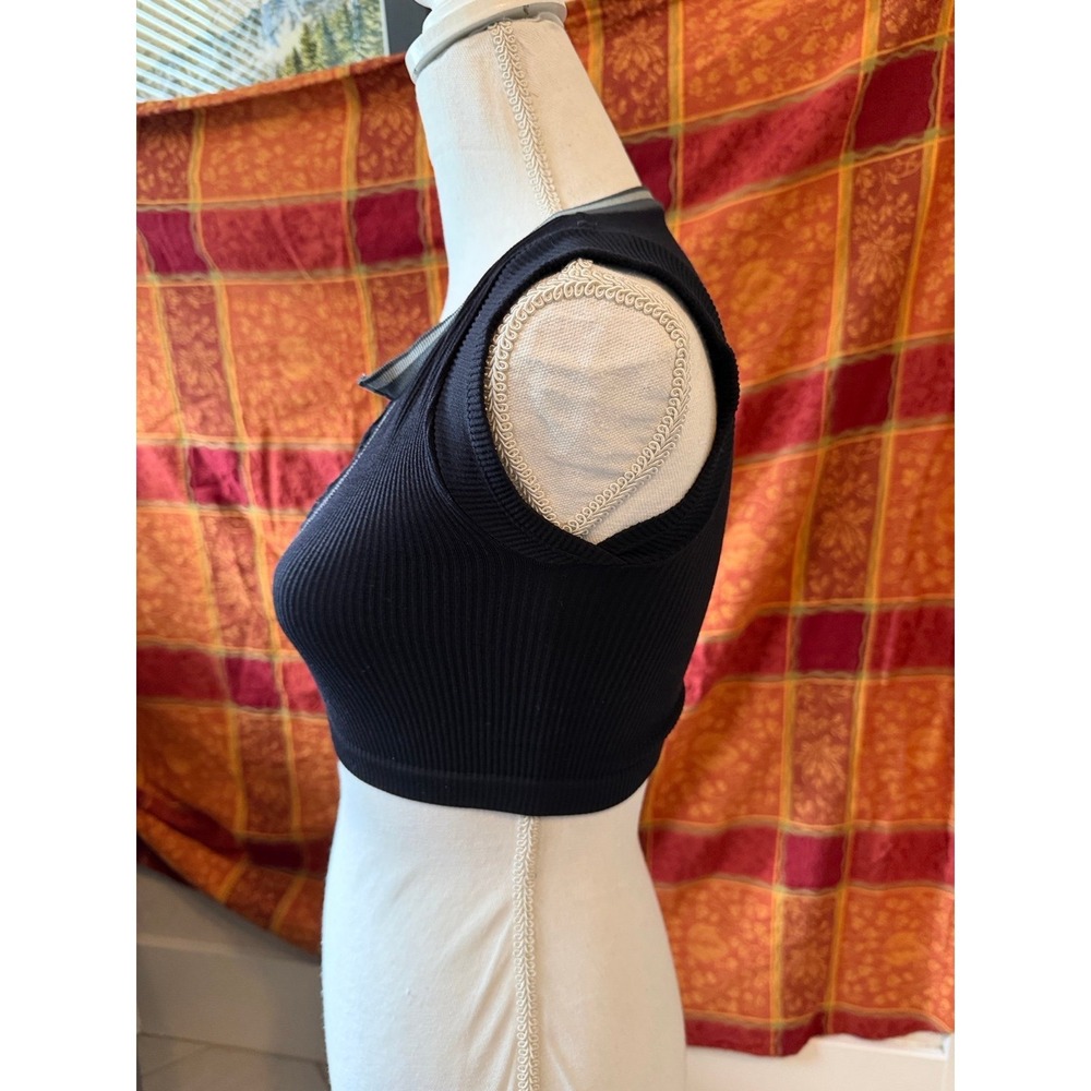 GUC Urban Outfitters Out from Under Black XS/S Ribbed Cap Sleeve Crop Top - Picture 3 of 6